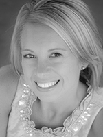 Kayla Moore, Affiliate Broker